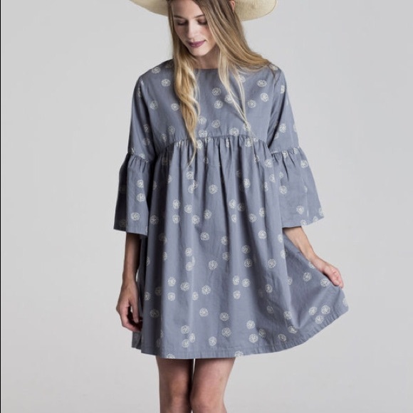 Rylee + Cru Dresses & Skirts - ✨HP✨ Rylee + Cru Women’s Sand Dollar Bell Dress